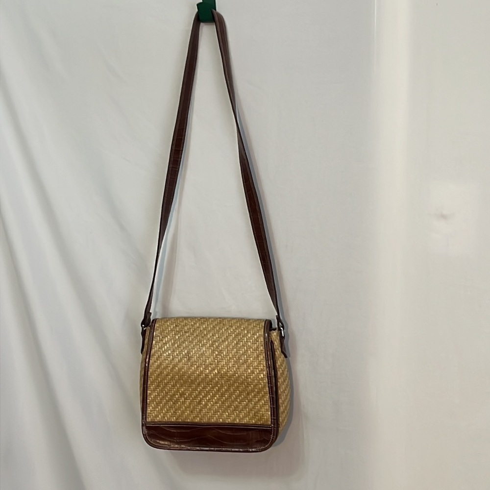 Vintage Liz Claiborne Faux Straw Stylish Tan and Brown Shoulder Bag - Picture 2 of 7